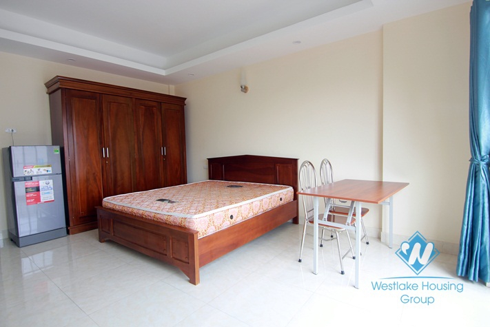 Cheap price studio apartment for rent in Tay Ho.
